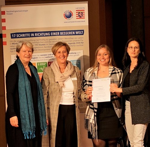 Auszeichnungsveranstaltung Urkundenuebergabe Gag 